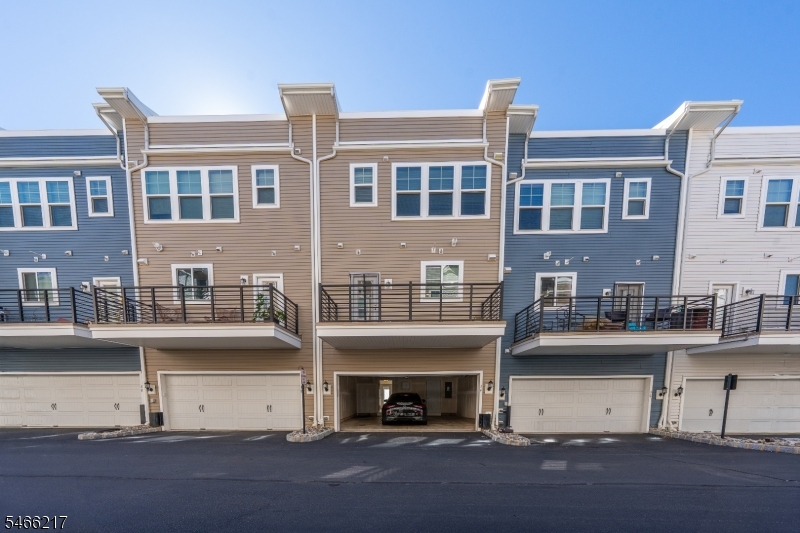 14 Fleet Street North Brunswick NJ 08902