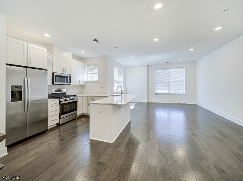 67 Veterans Way Morris Plains NJ 07950