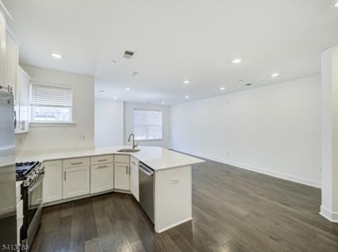 67 Veterans Way Morris Plains NJ 07950