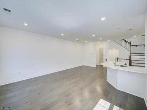 67 Veterans Way Morris Plains NJ 07950