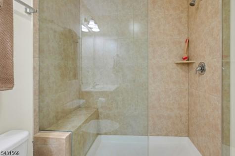 19 Gregg Court Newton NJ 07860