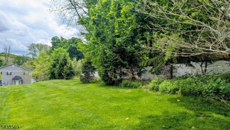19 Gregg Court Newton NJ 07860