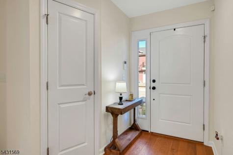 19 Gregg Court Newton NJ 07860