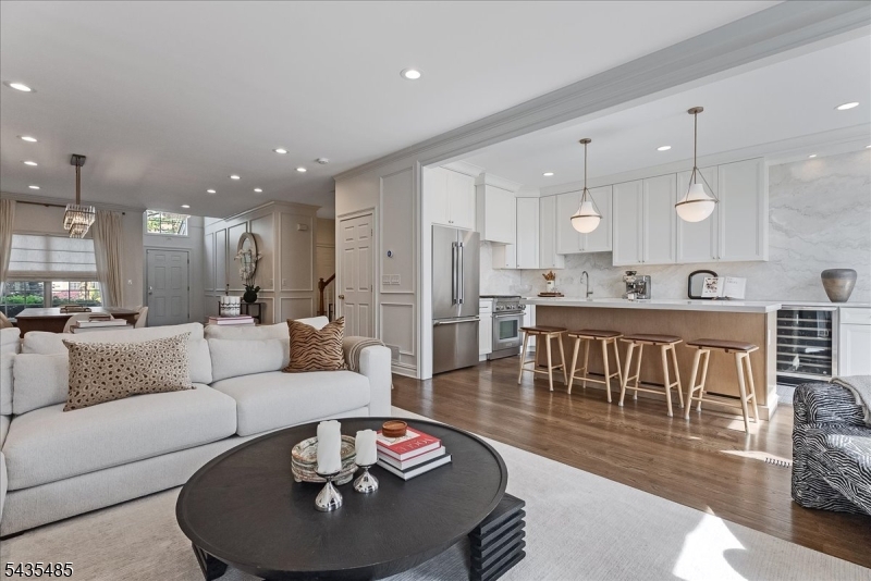 41 Chestnut Court Cedar Grove NJ 07009