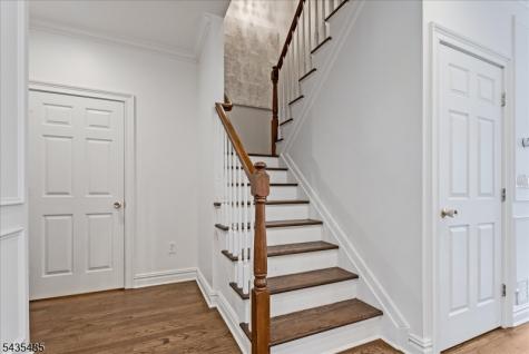 41 Chestnut Court Cedar Grove NJ 07009