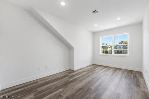 93 Prospect Street Garfield NJ 07026