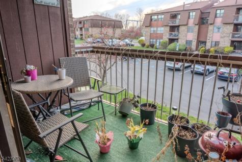 200 Sierra Court Woodbridge NJ 07095
