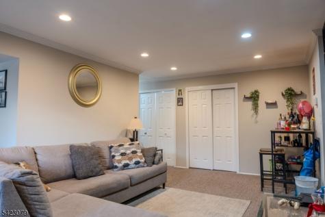 200 Sierra Court Woodbridge NJ 07095
