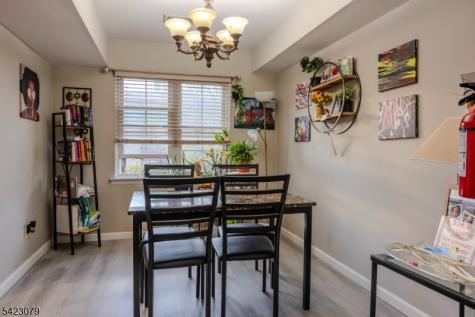 200 Sierra Court Woodbridge NJ 07095