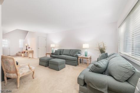 19 Sweetwater Lane Hardyston NJ 07419