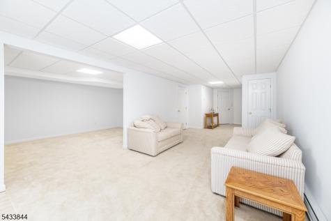 19 Sweetwater Lane Hardyston NJ 07419