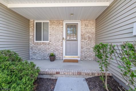 19 Sweetwater Lane Hardyston NJ 07419