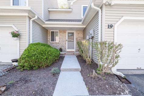 19 Sweetwater Lane Hardyston NJ 07419