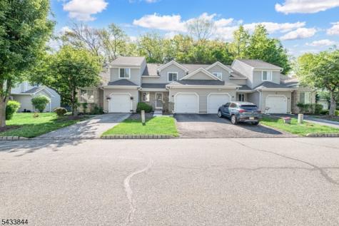 19 Sweetwater Lane Hardyston NJ 07419