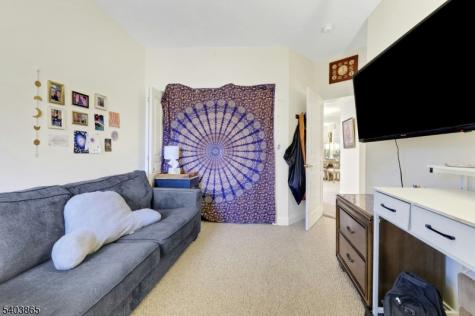 520 Victor Street Saddle Brook NJ 07663