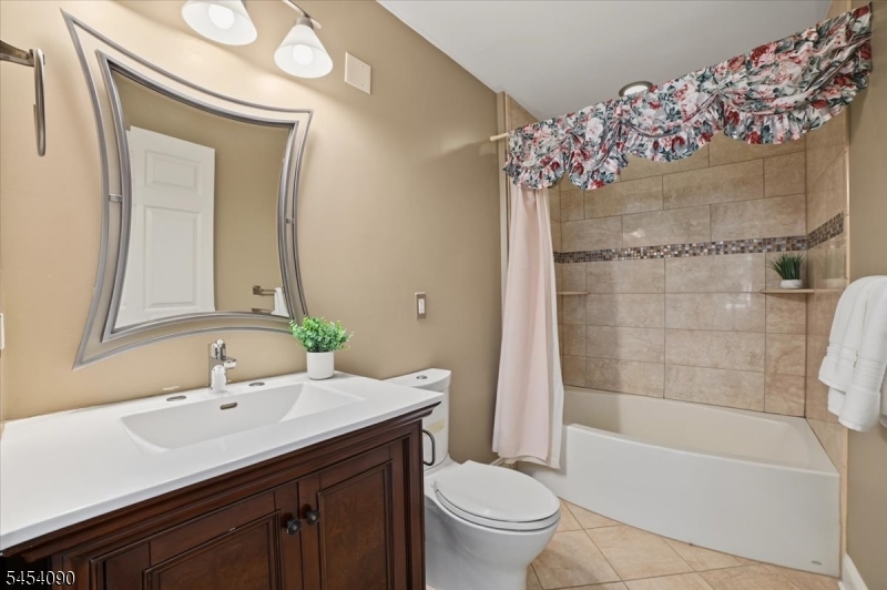403 Reading Circle Bridgewater NJ 08807