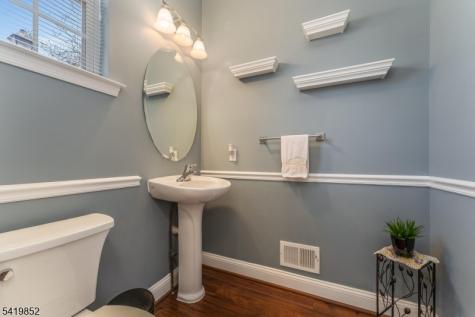 3 Indian Plantation Street Raritan NJ 08822