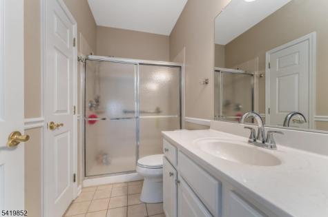 3 Indian Plantation Street Raritan NJ 08822