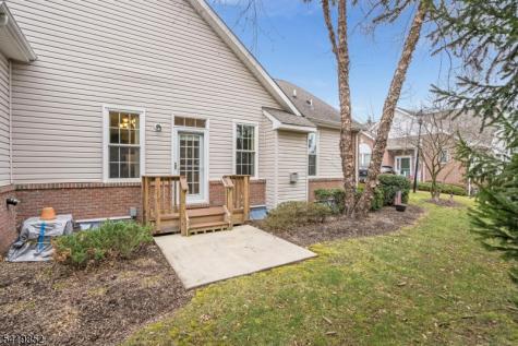 3 Indian Plantation Street Raritan NJ 08822