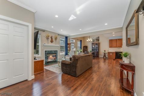 3 Indian Plantation Street Raritan NJ 08822
