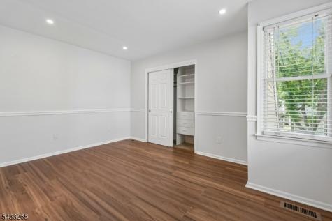 48 Eton Court Bedminster NJ 07921