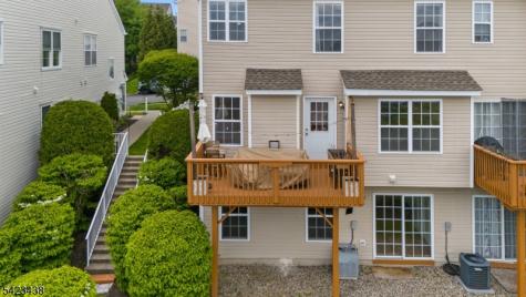 131 Mountainside Drive Pompton Lakes NJ 07442