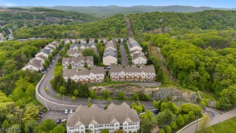 131 Mountainside Drive Pompton Lakes NJ 07442
