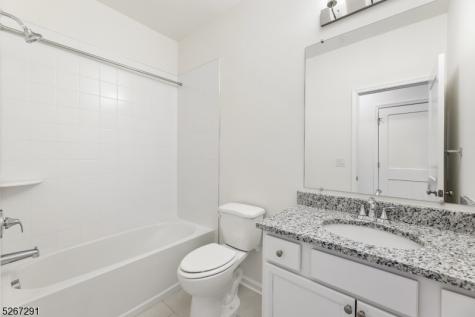 86 Depot Way Dunellen NJ 08812