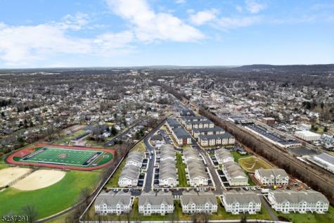 86 Depot Way Dunellen NJ 08812