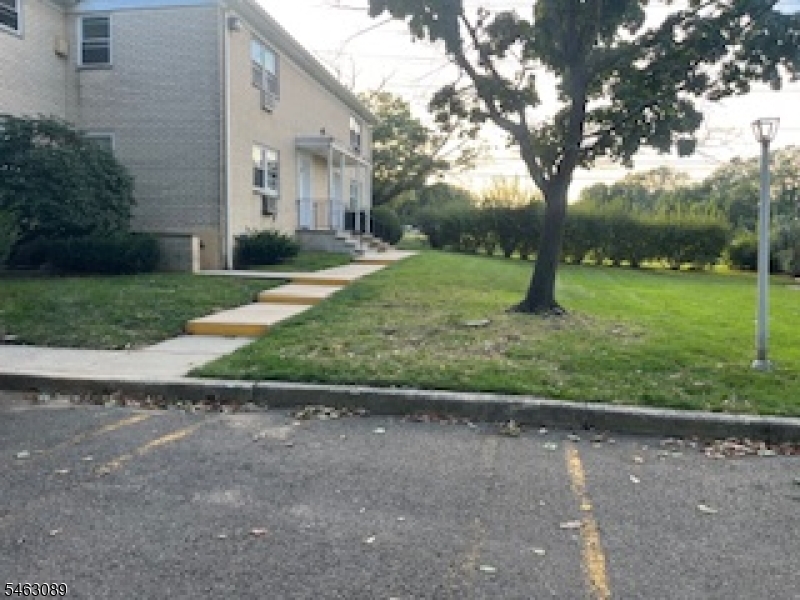 406 Cranbury Road Apt 3 East Brunswick NJ 08816