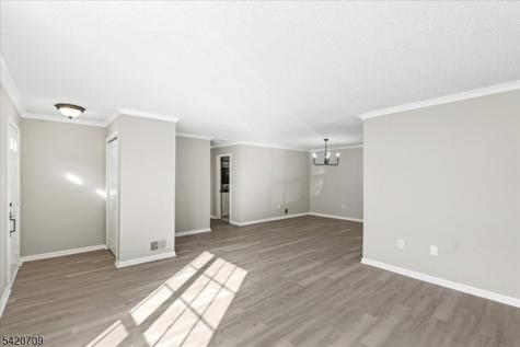 28 Boston Court Newark NJ 07103