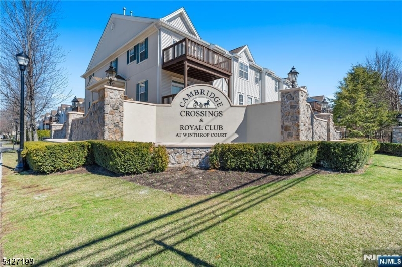 182 Brittany Court Clifton NJ 07013