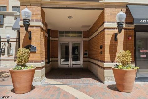 40 West Park Place Unit 305 Morristown NJ 07960