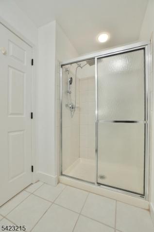 330 Winthrop Drive Nutley NJ 07110