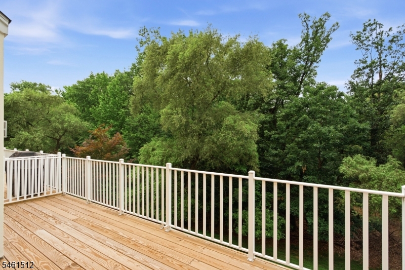 16 Magnolia Way North Haledon NJ 07508