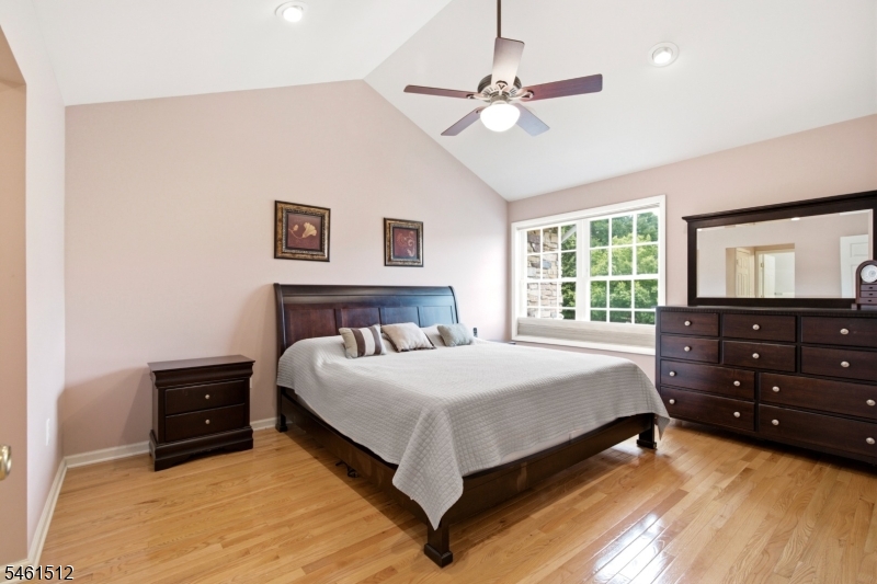 16 Magnolia Way North Haledon NJ 07508
