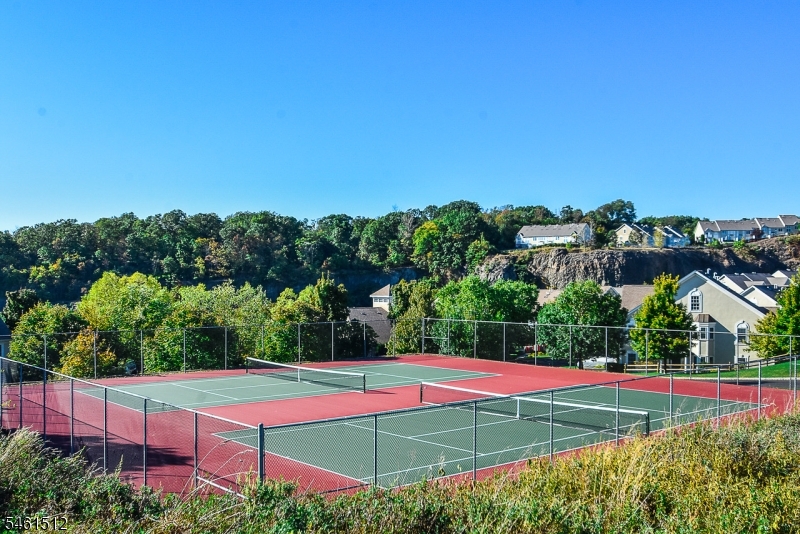 16 Magnolia Way North Haledon NJ 07508