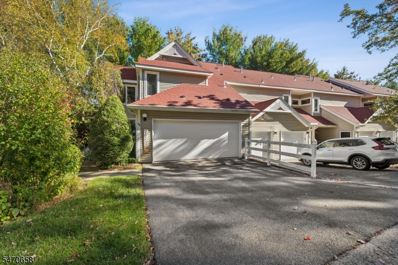 44 Red Oak Terrace Jefferson NJ 07438