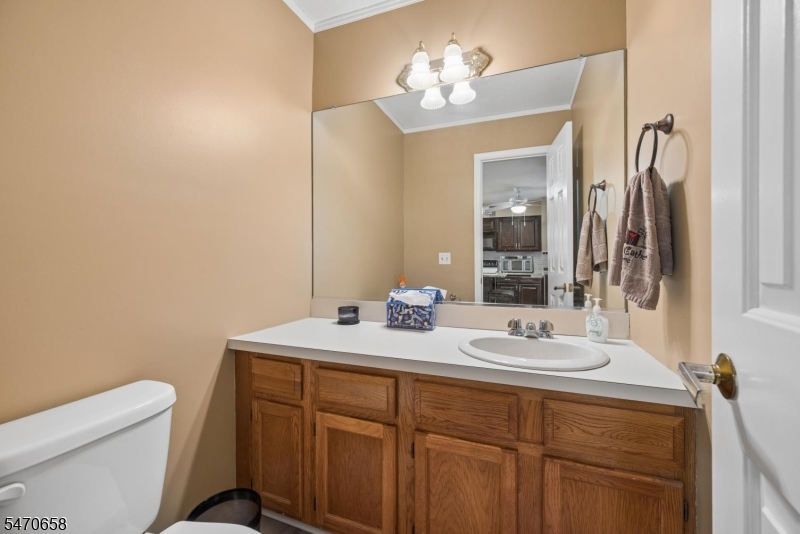 44 Red Oak Terrace Jefferson NJ 07438