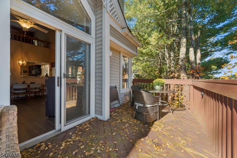 44 Red Oak Terrace Jefferson NJ 07438