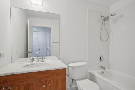 3110 City Place Edgewater NJ 07020