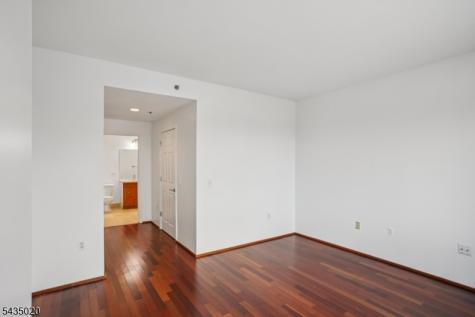 3110 City Place Edgewater NJ 07020
