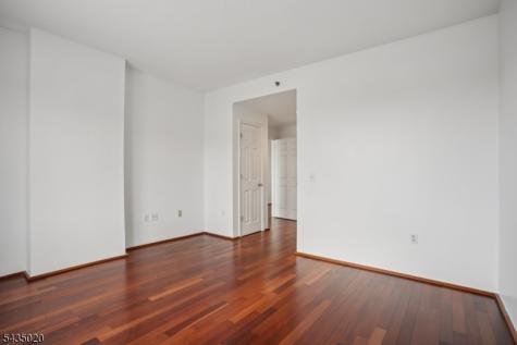 3110 City Place Edgewater NJ 07020