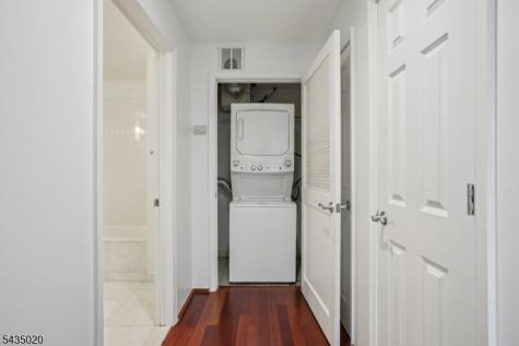 3110 City Place Edgewater NJ 07020