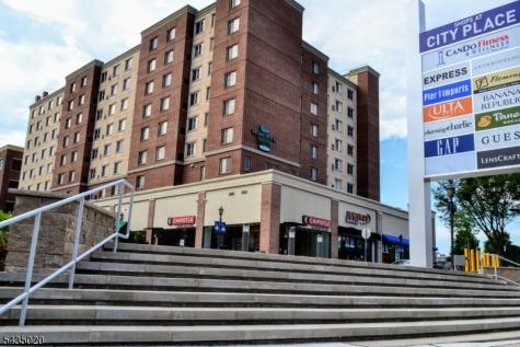 3110 City Place Edgewater NJ 07020