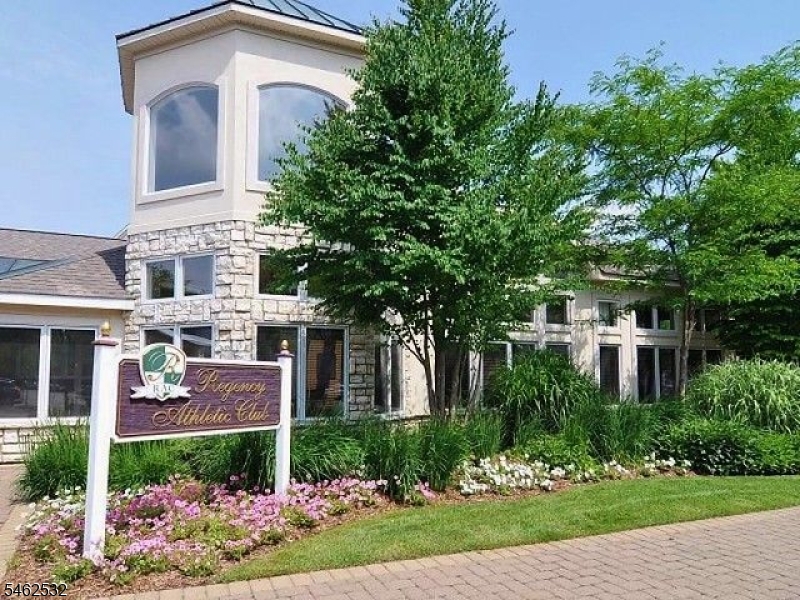 505 Regal Boulevard Livingston NJ 07039