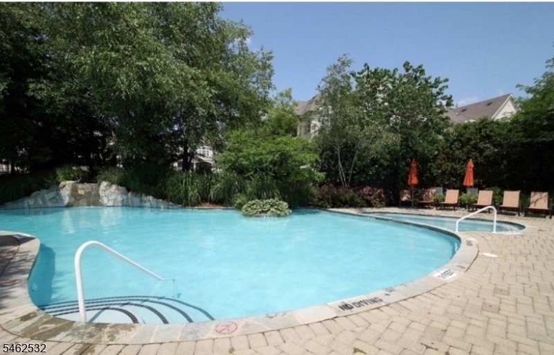 505 Regal Boulevard Livingston NJ 07039