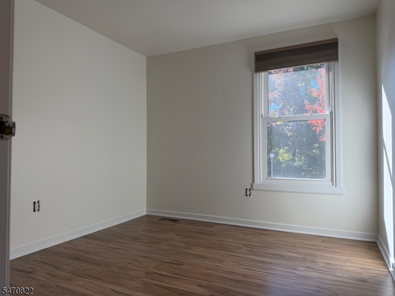 39 Constitution Way Franklin NJ 07416