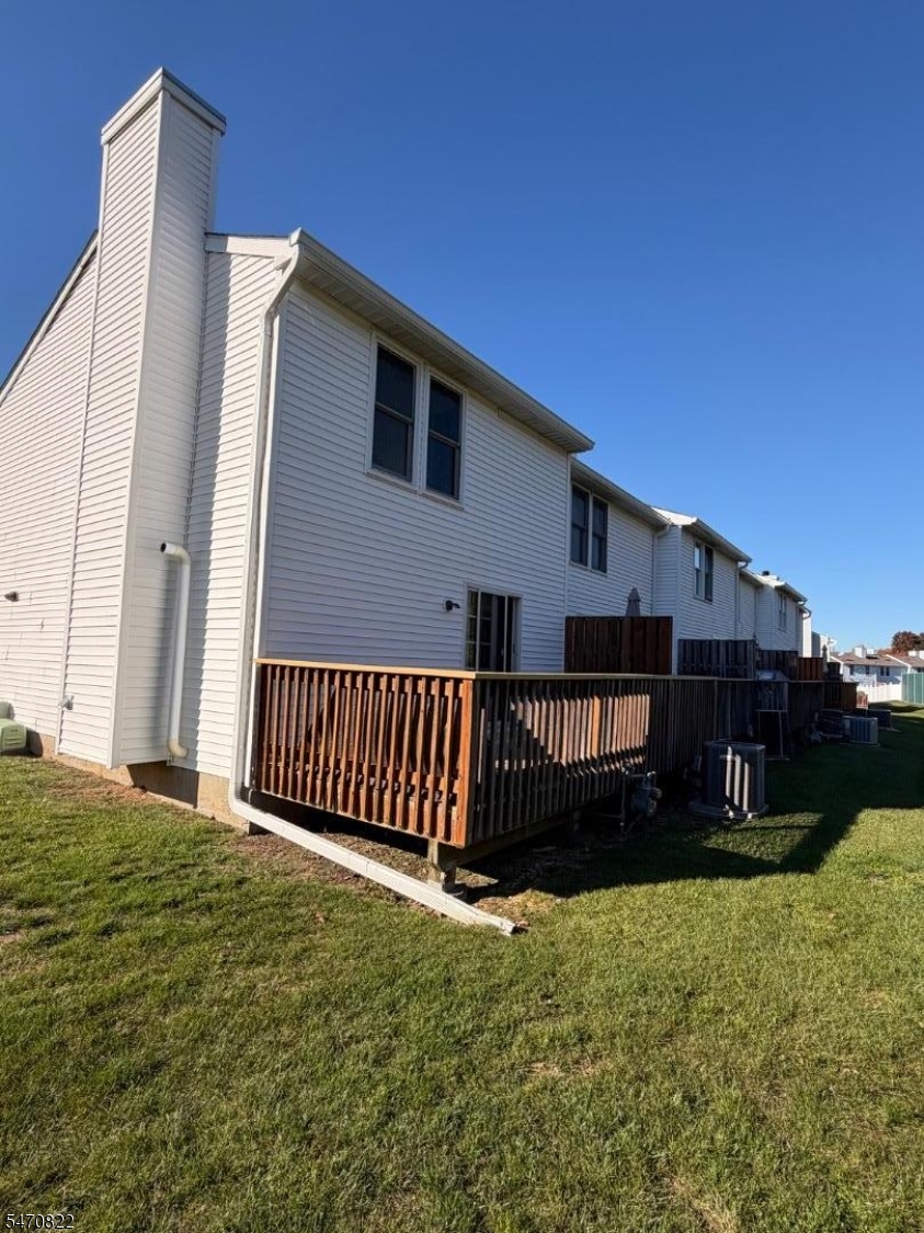 39 Constitution Way Franklin NJ 07416