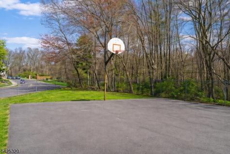 401 Us Highway 22 North Plainfield NJ 07060